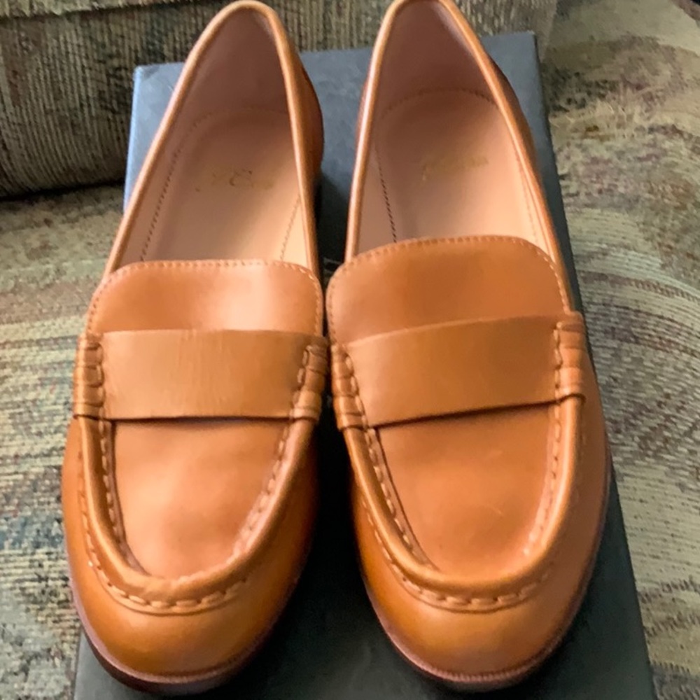 NIB J Crew Tan Leather Penny Loafers Size 7.5